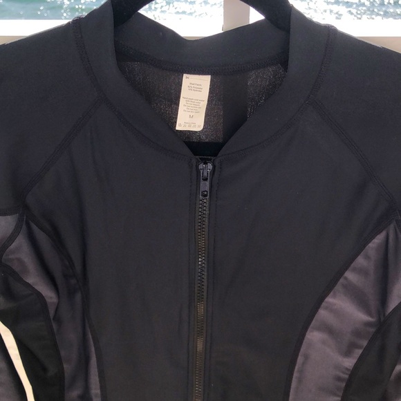 WORKOUT STRETCHY LONG SLEEVE ZIPPERED TOP - Picture 3 of 5